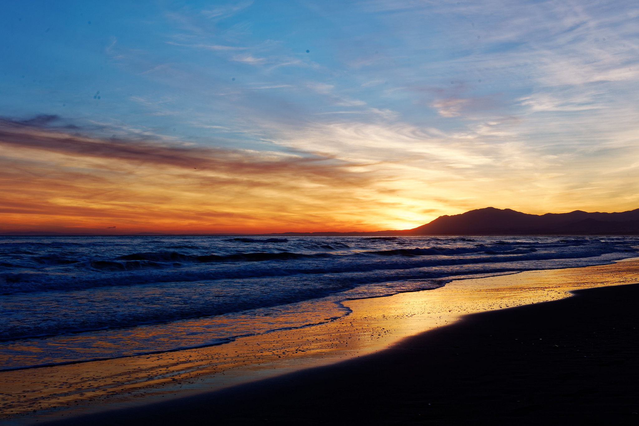 Marbella's Golden Mile. Image by Michael Vadon via Flickr under https://creativecommons.org/licenses/by/2.0/